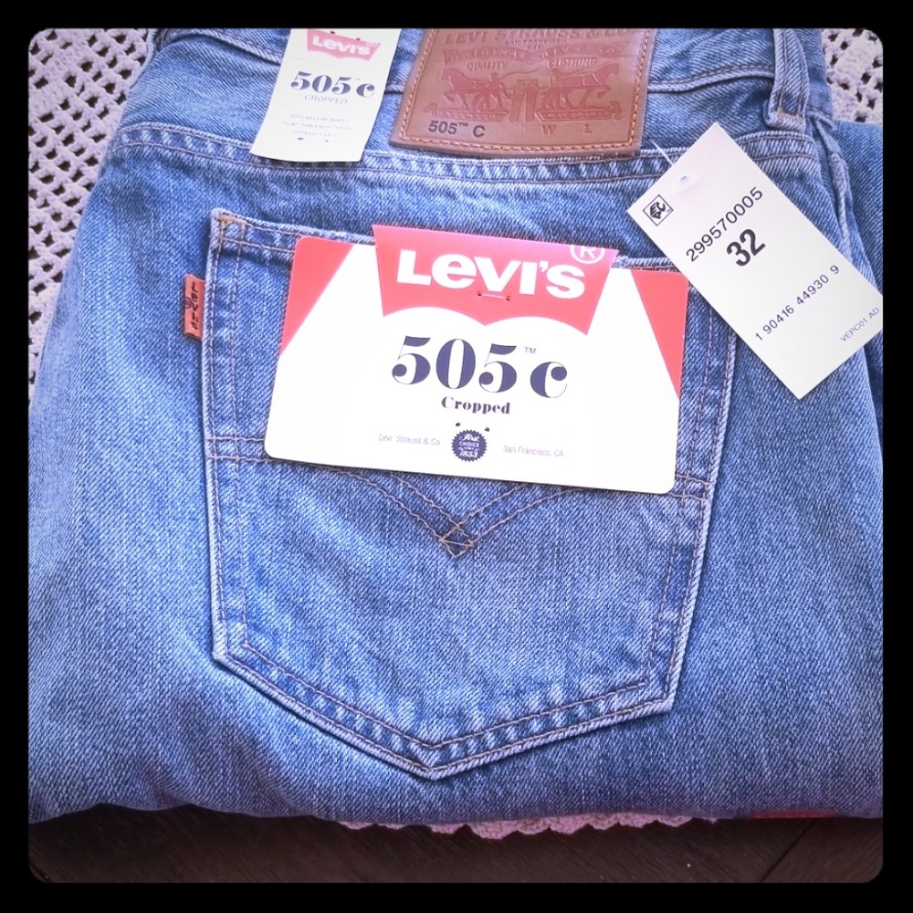 Levi 505 cropped capris jeans